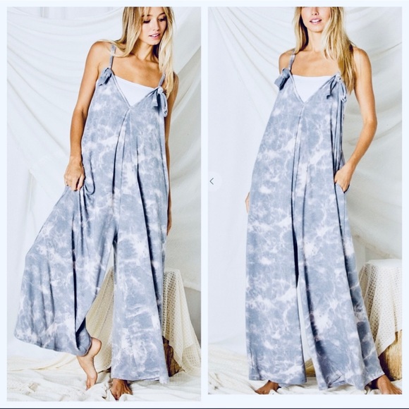 Gorgeous Tie Dye wide leg side pockets jumpsuit - Picture 2 of 4